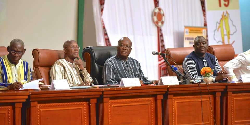 70477829_1245440288971572_2461703854807318528_n