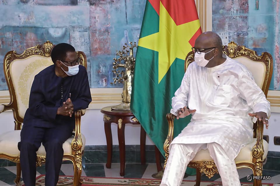 offre-de-formation-au-burkina-faso-le-pr-sident-fondateur-de-l