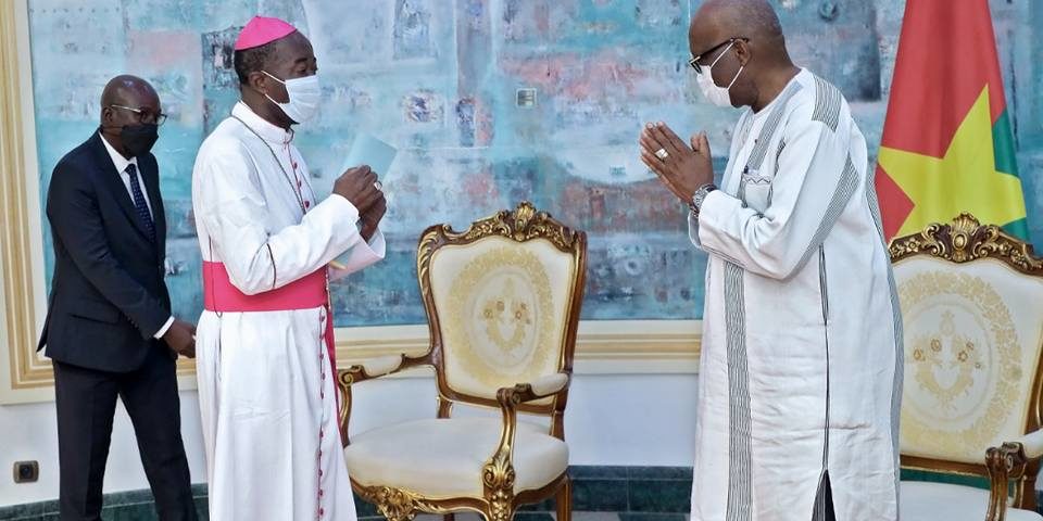 241225678_1850925768423018_3900334354575292095_n