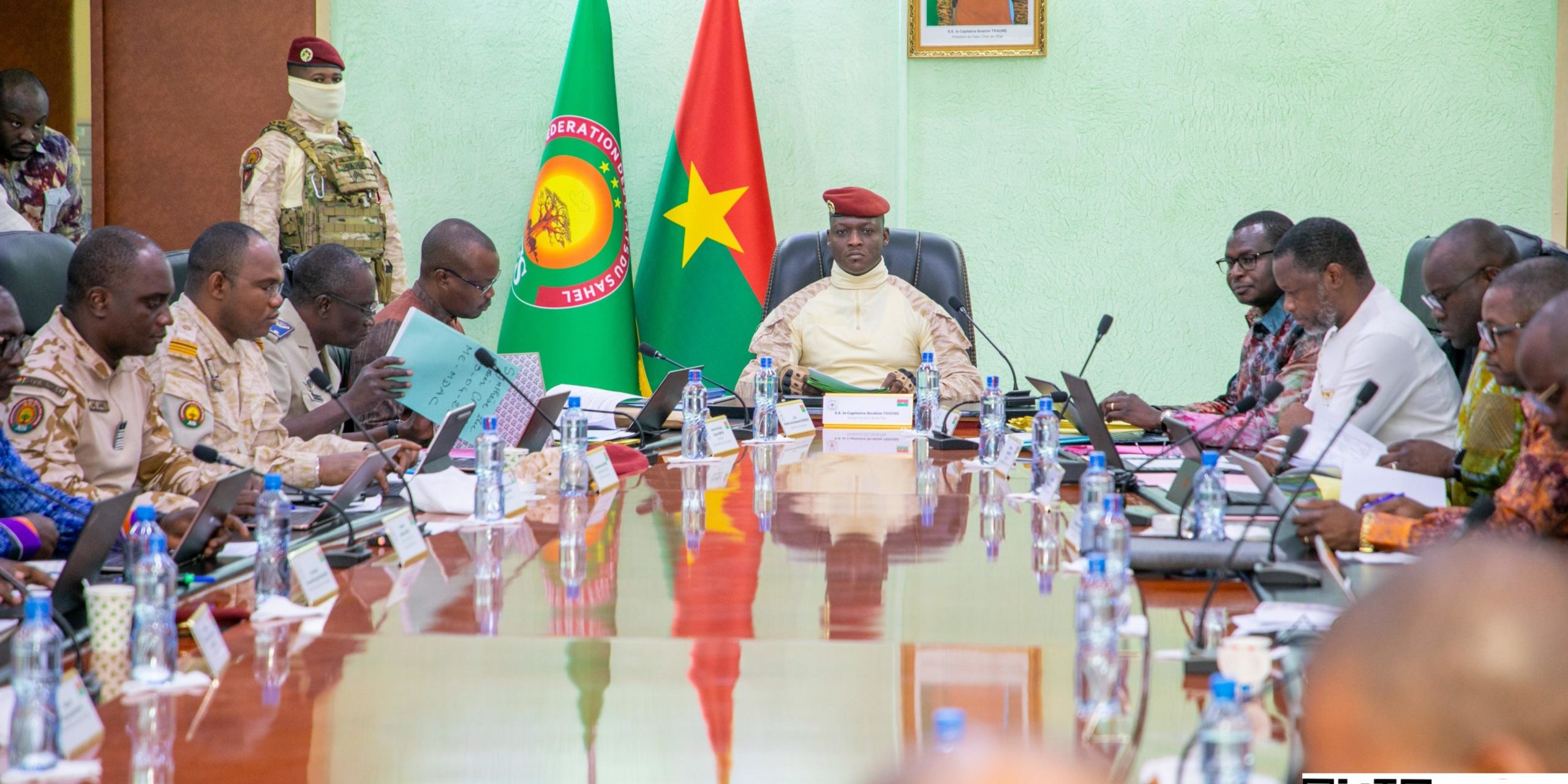 128138a2-6074-4415-9aef-b7332f68d33d